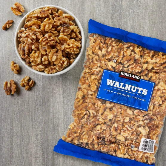 Kirkland Signature Walnut Halves 3 lb – US #1 Grade Premium Walnuts for Baking, Cooking & Healthy Snacking