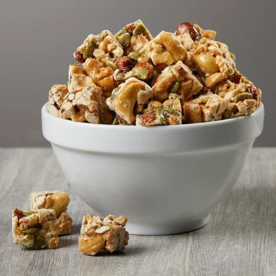 Kirkland Signature Cashew Clusters with Almonds & Pumpkin Seeds (32 oz / 907g Bag)